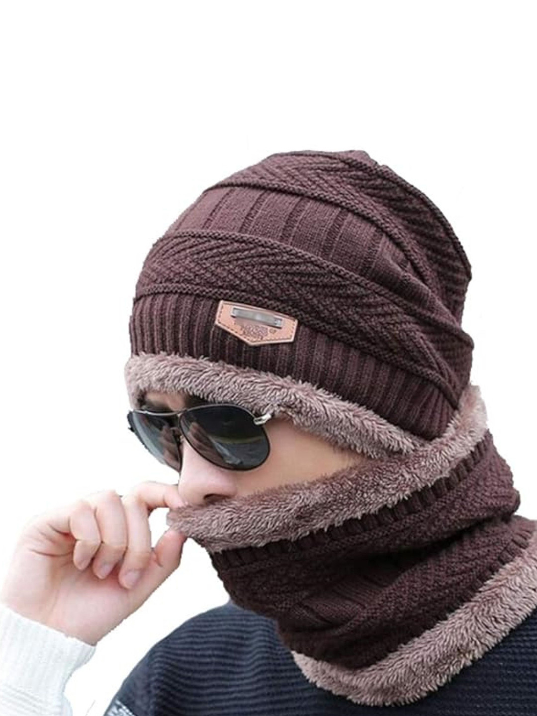 YOUTH ROBE Men Self Design Thermal Fleece Woollen Beanie Cap
