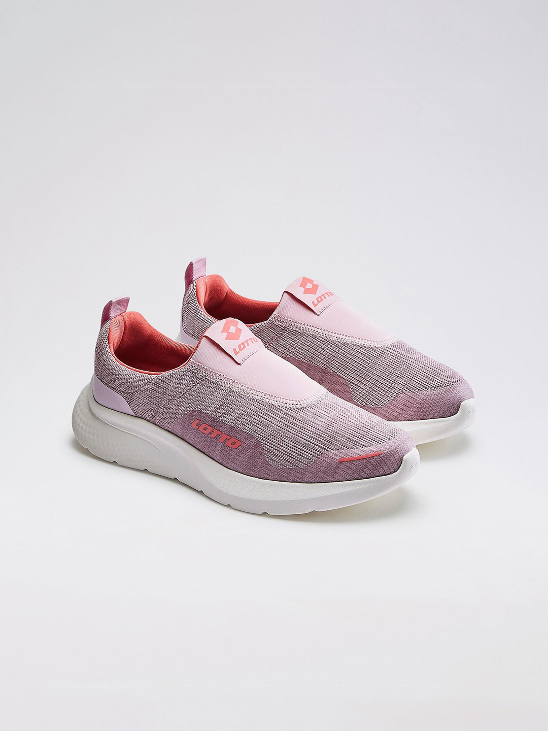 Lotto Women Slip-On Round Toe Sneakers