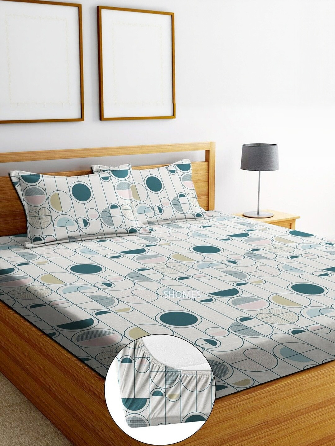SHOMES White & Multicoloured Floral 250 TC King Bedsheet with 2 Pillow Covers