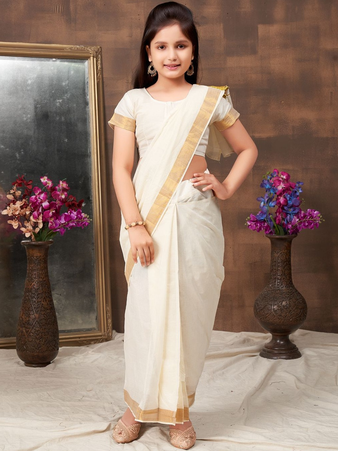 BAESD Girls  Solid Saree With Zari Border and Stitched Blouse
