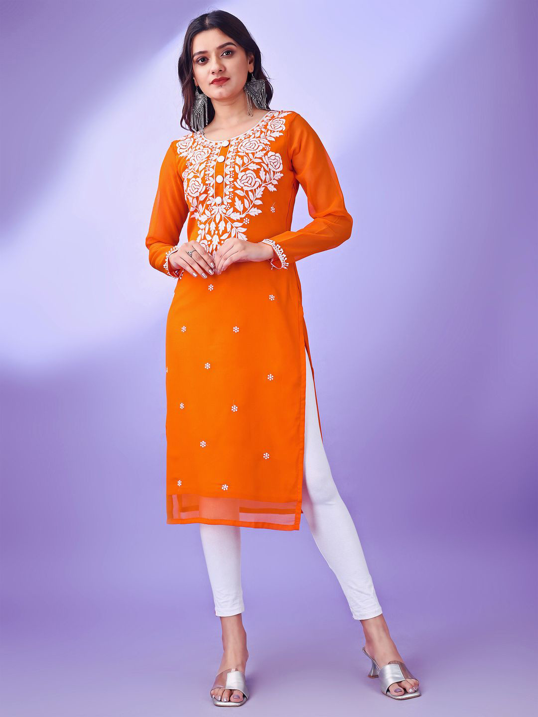 HESVI Women Floral Embroidered Daily Straight Kurta