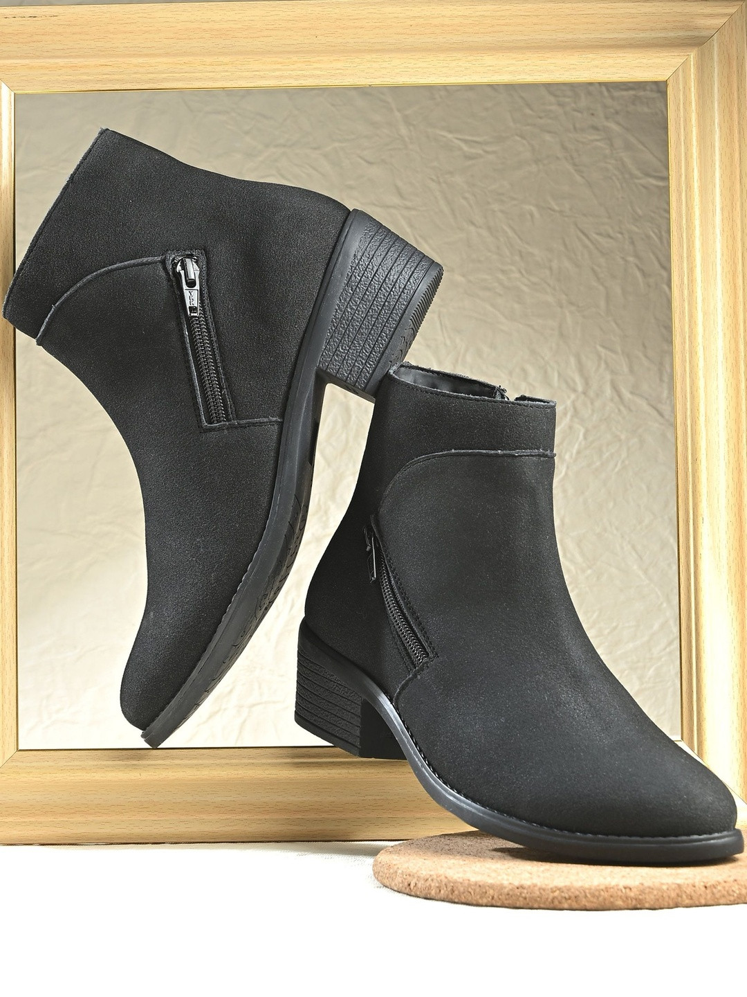 Roadster Women Black Ankle Boots