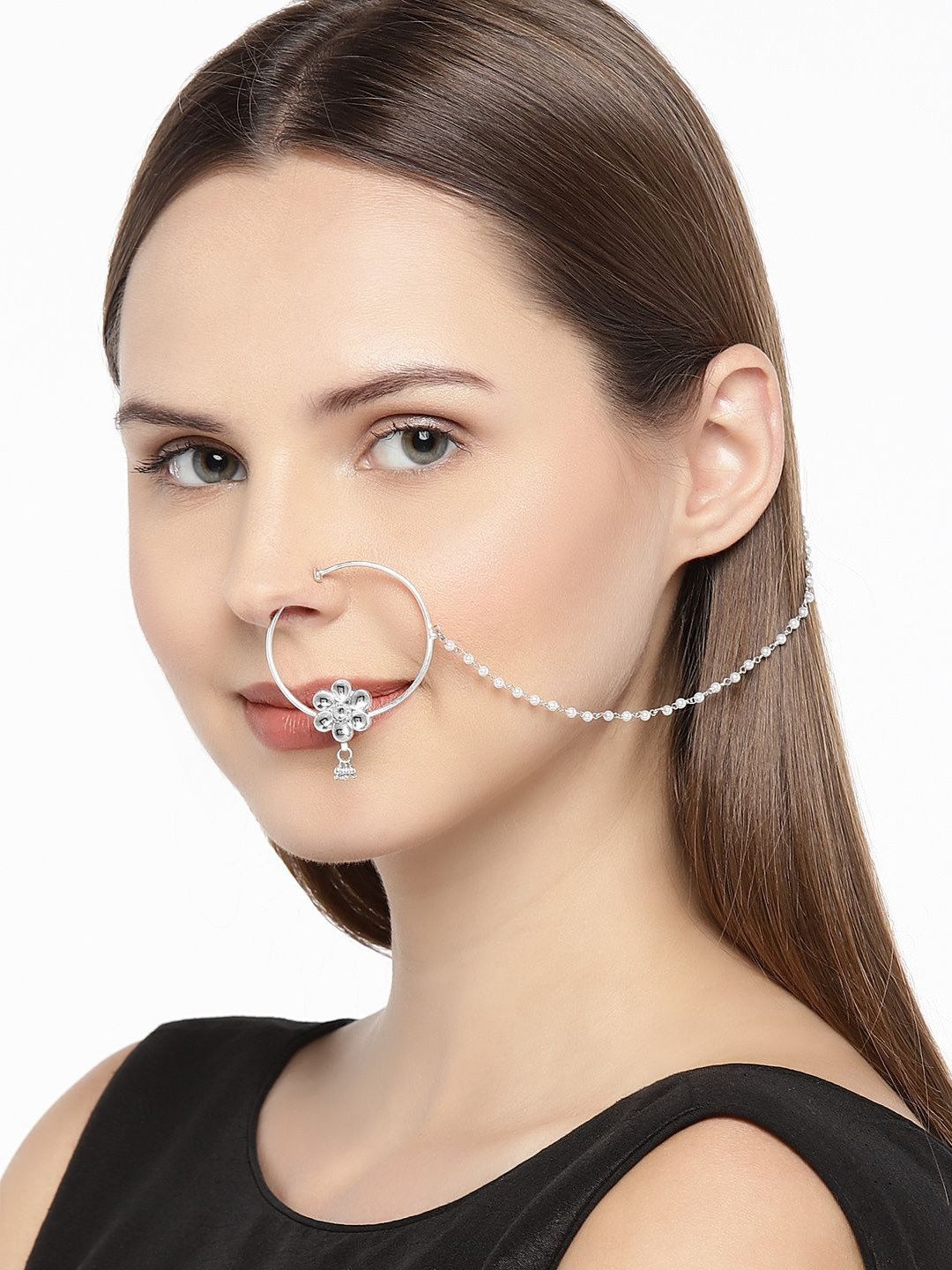 Sangria Women Silver-Toned Handcrafted Jadau Pachi Kundan Nose Ring