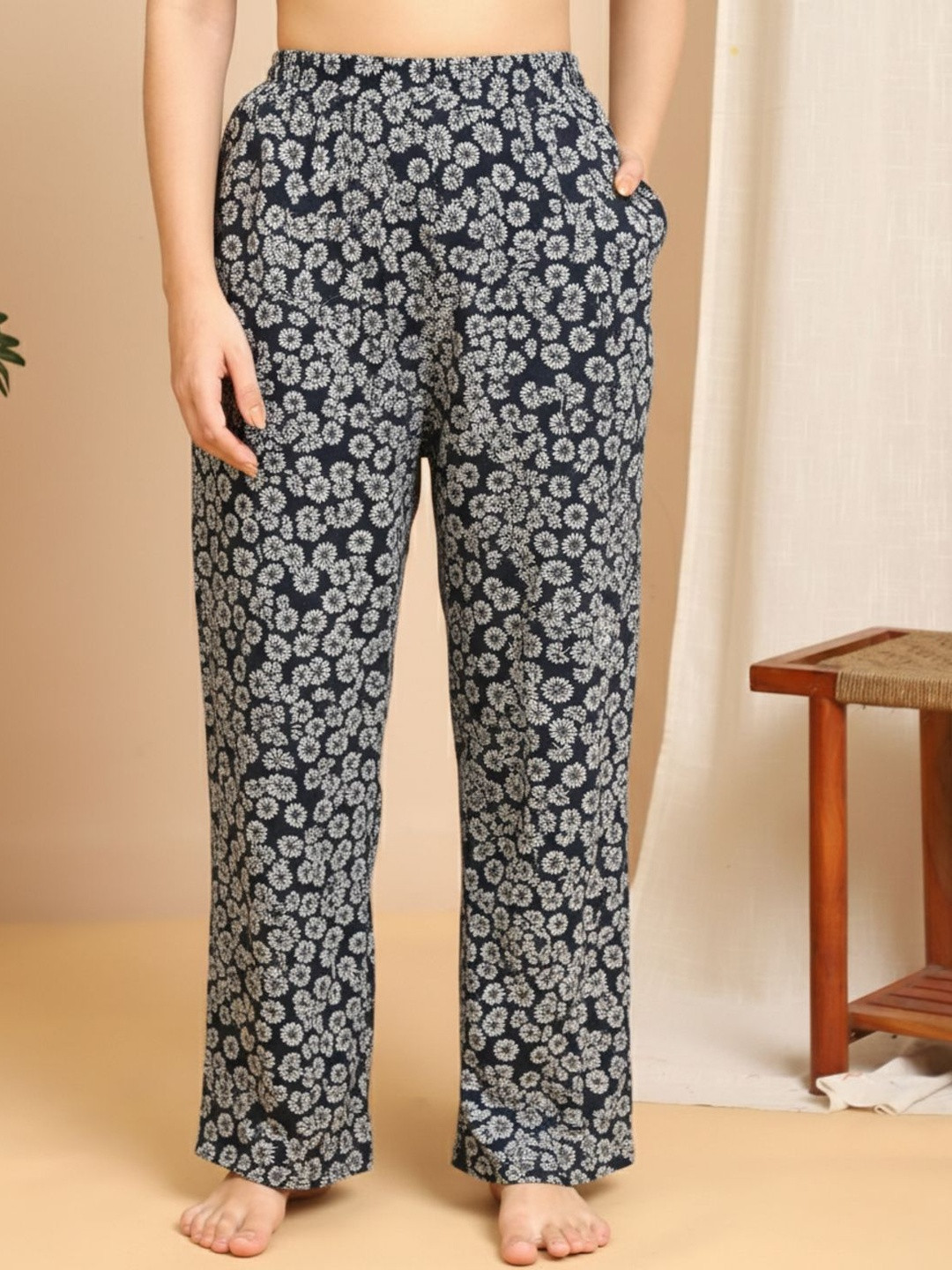 GRAGE Women Mid-Rise Lounge Pants
