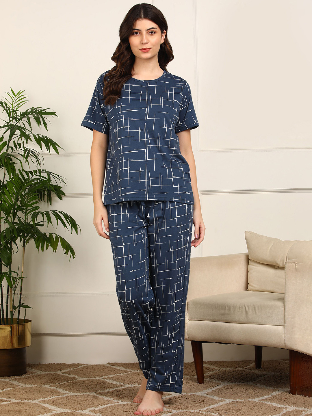 ETC Women Printed Pure Cotton Criss Cross Night suit