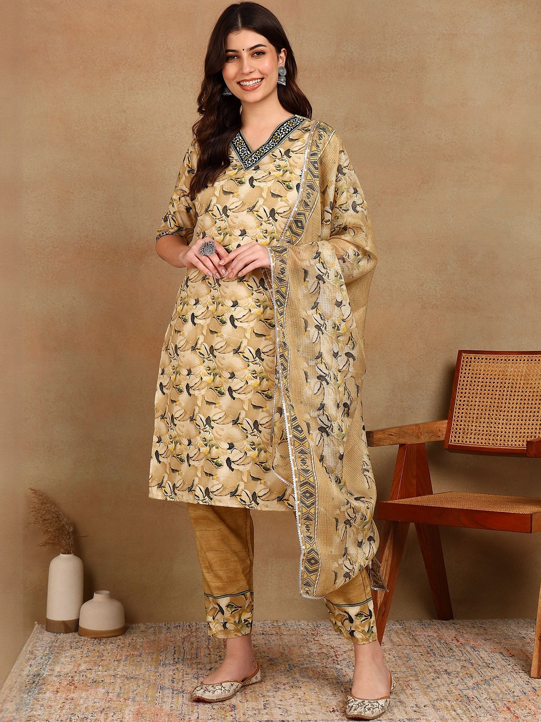 AARAGANA Women Beige Printed Kurta Set With Trousers & Dupatta