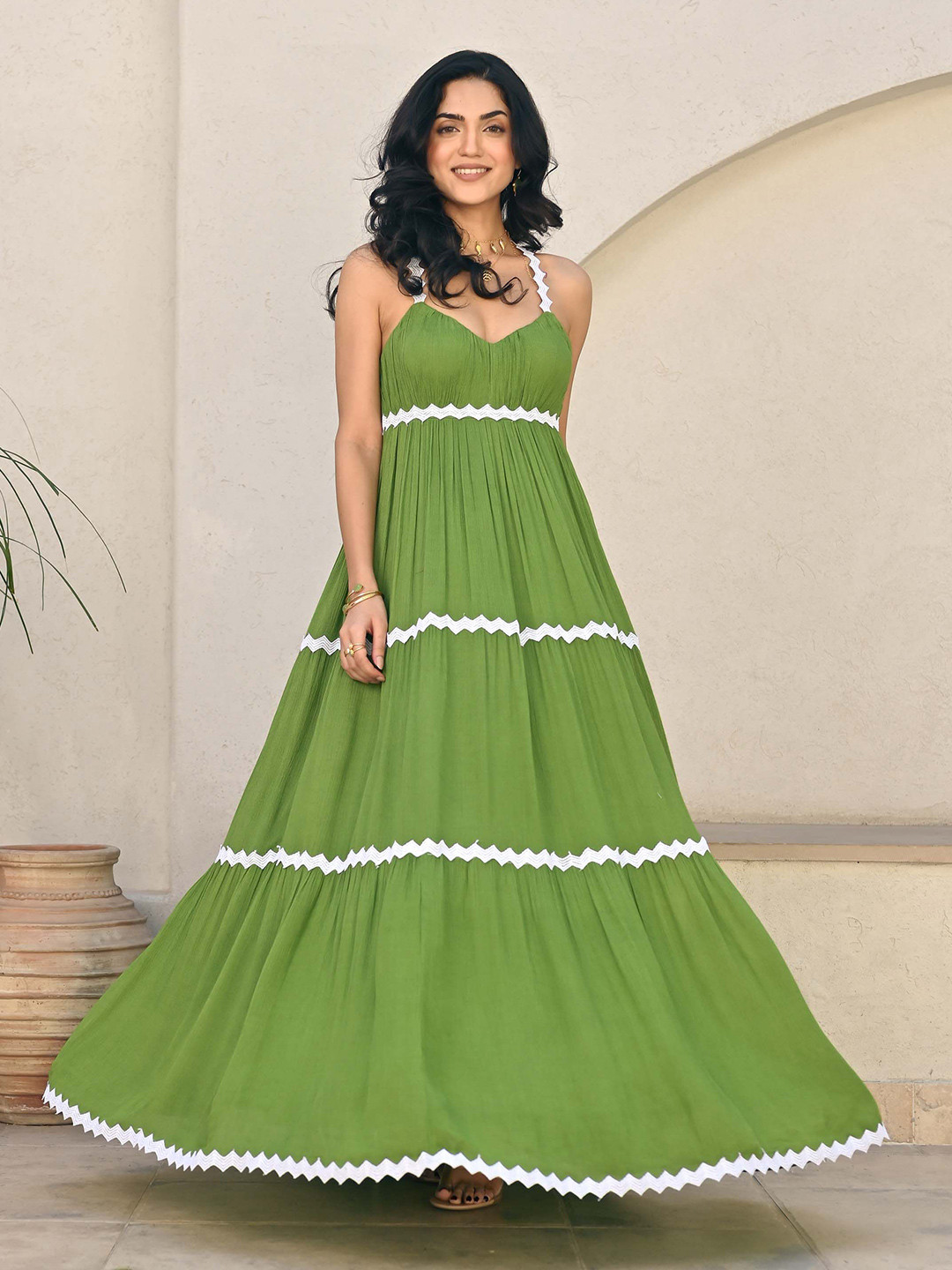 Ordinaree Women's Solid Shoulder Strap Tired Maxi Dress