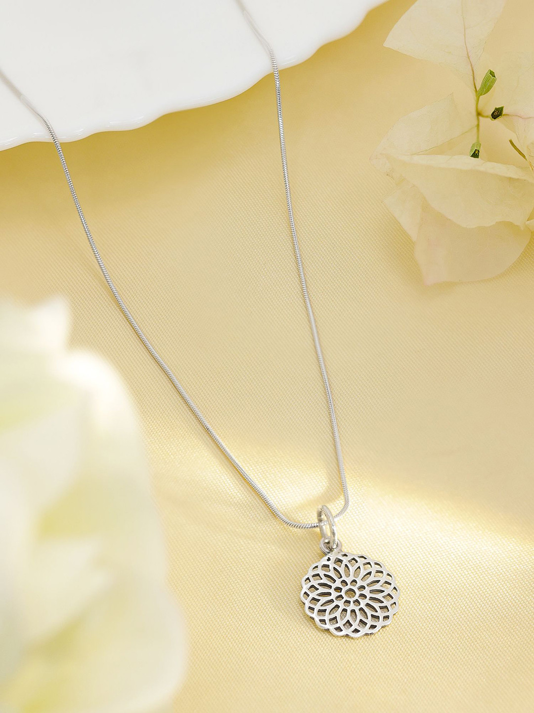 Tweov 925 Sterling Silver Rhodium Plated Circular Shaped Mandala Pendant With Chains