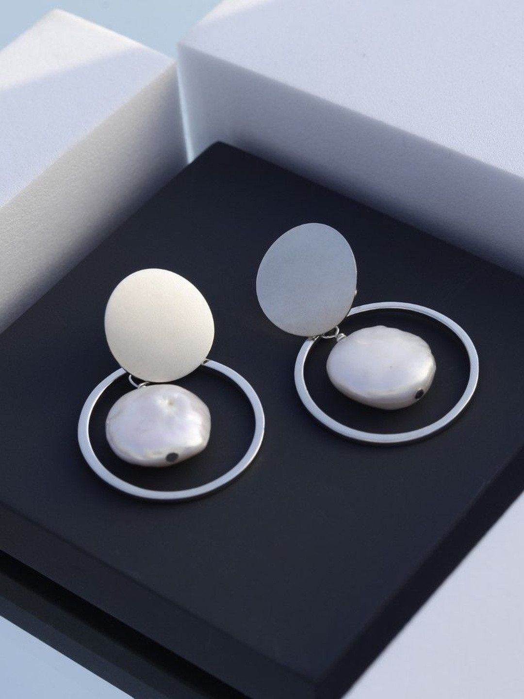 DIAVO Women Coin Reflection Round Rings Silver Drop Earrings