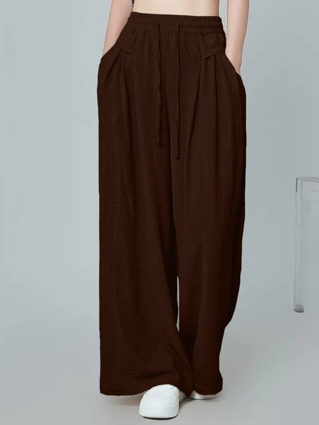 M&H Easy Women High-Rise Pleated Parallel Trouser