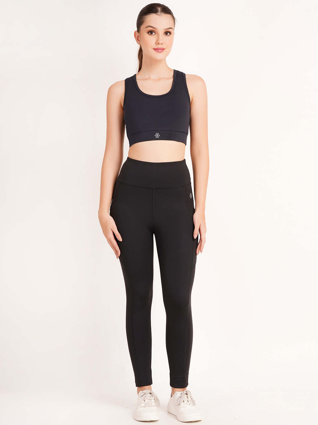 RiACTIVE The Classic Noir Sports Bra