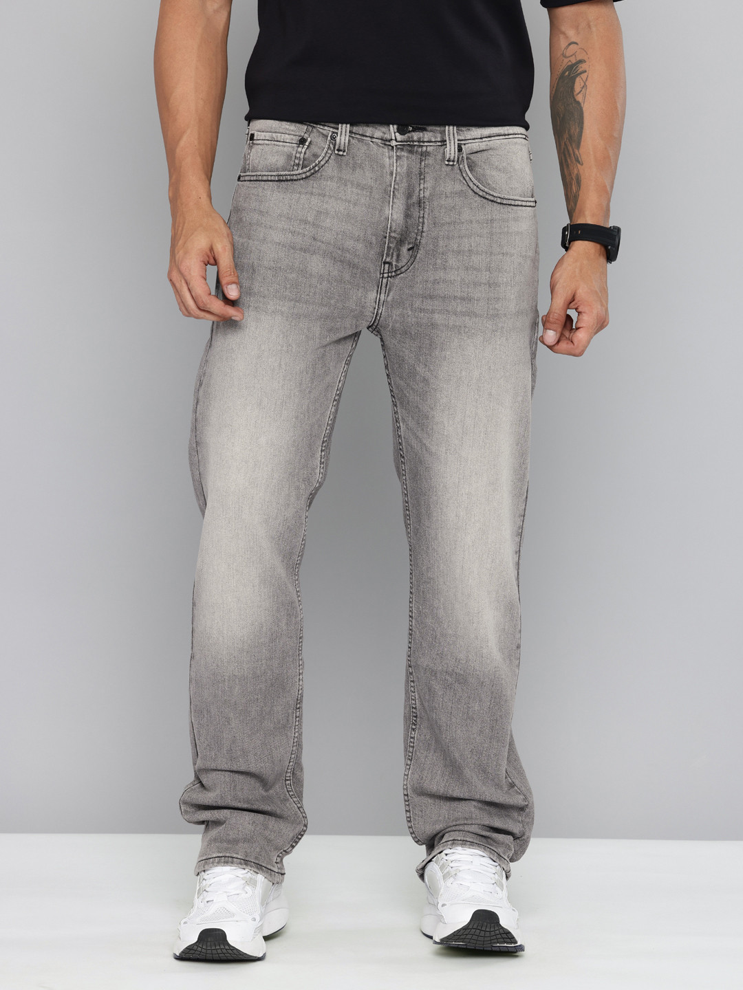 Levis Men 505 Straight Fit Light Fade Stretchable Jeans