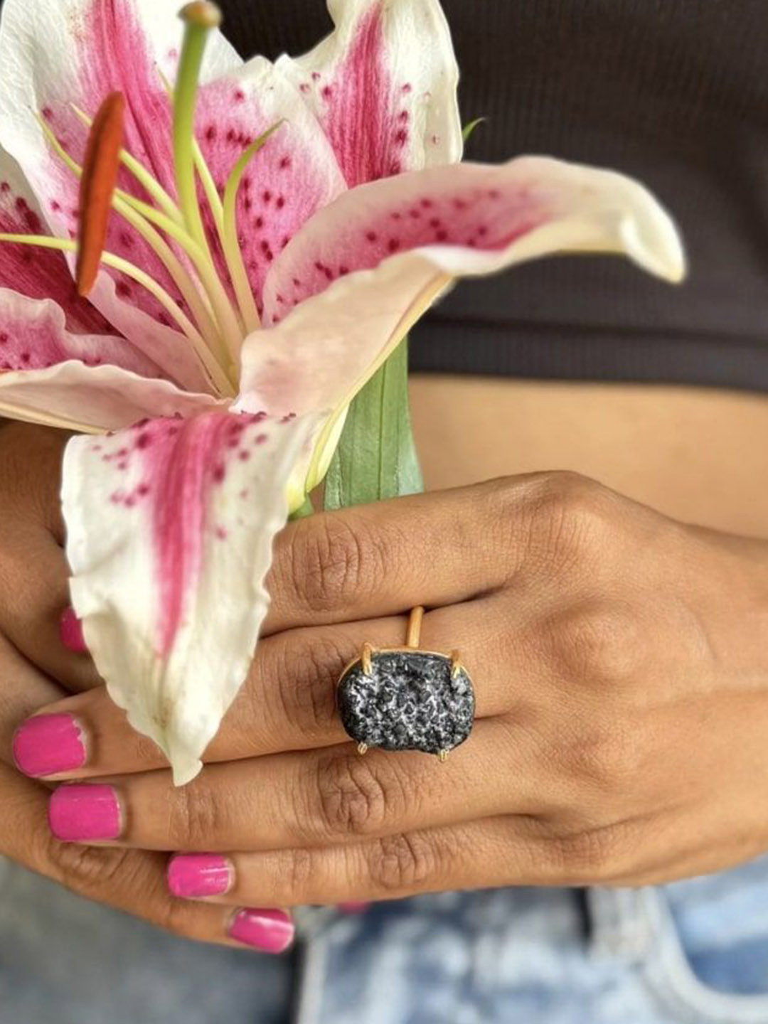 Janpath Online Gold-Plated Manon Agate Stone Finger Ring