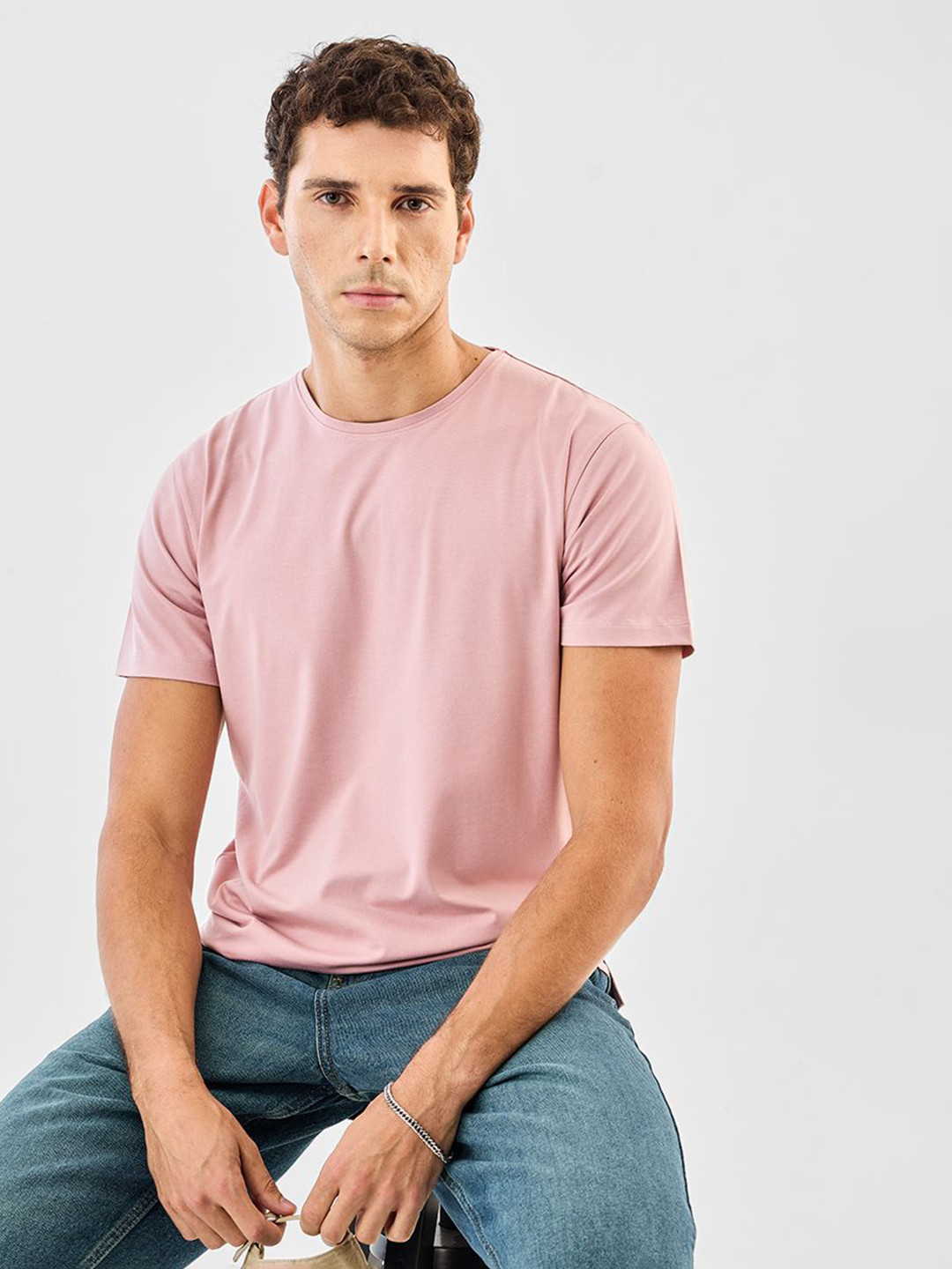 Snitch Short Sleeves T-shirt