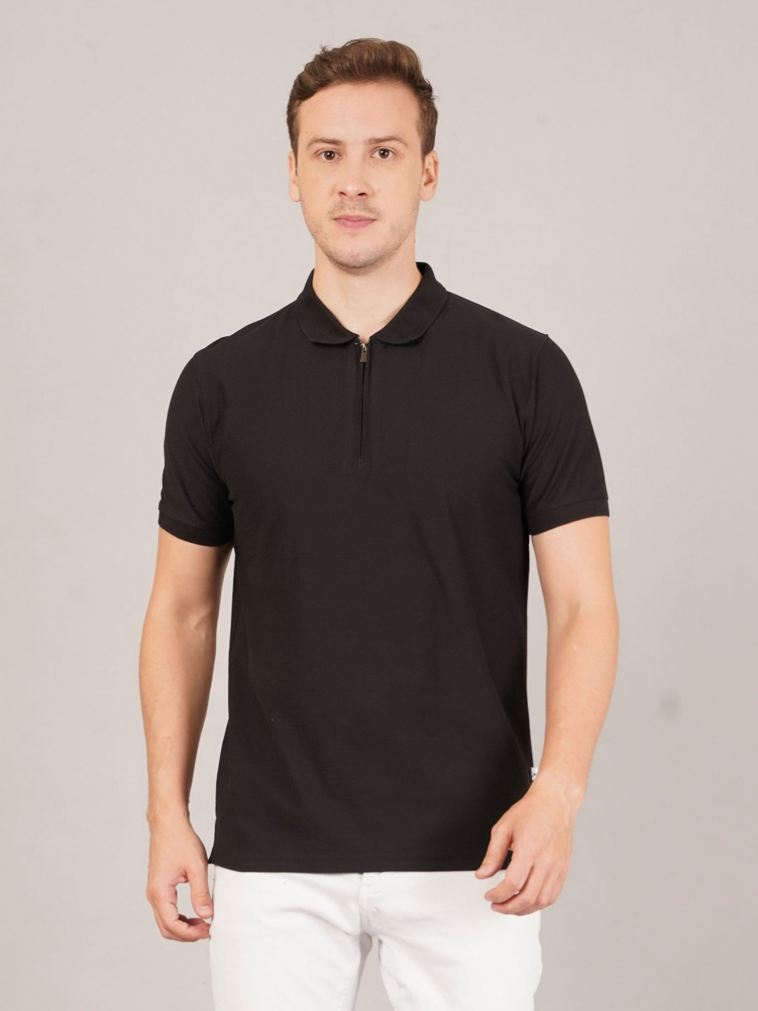 Davno Men Solid Polo Collar T-shirt