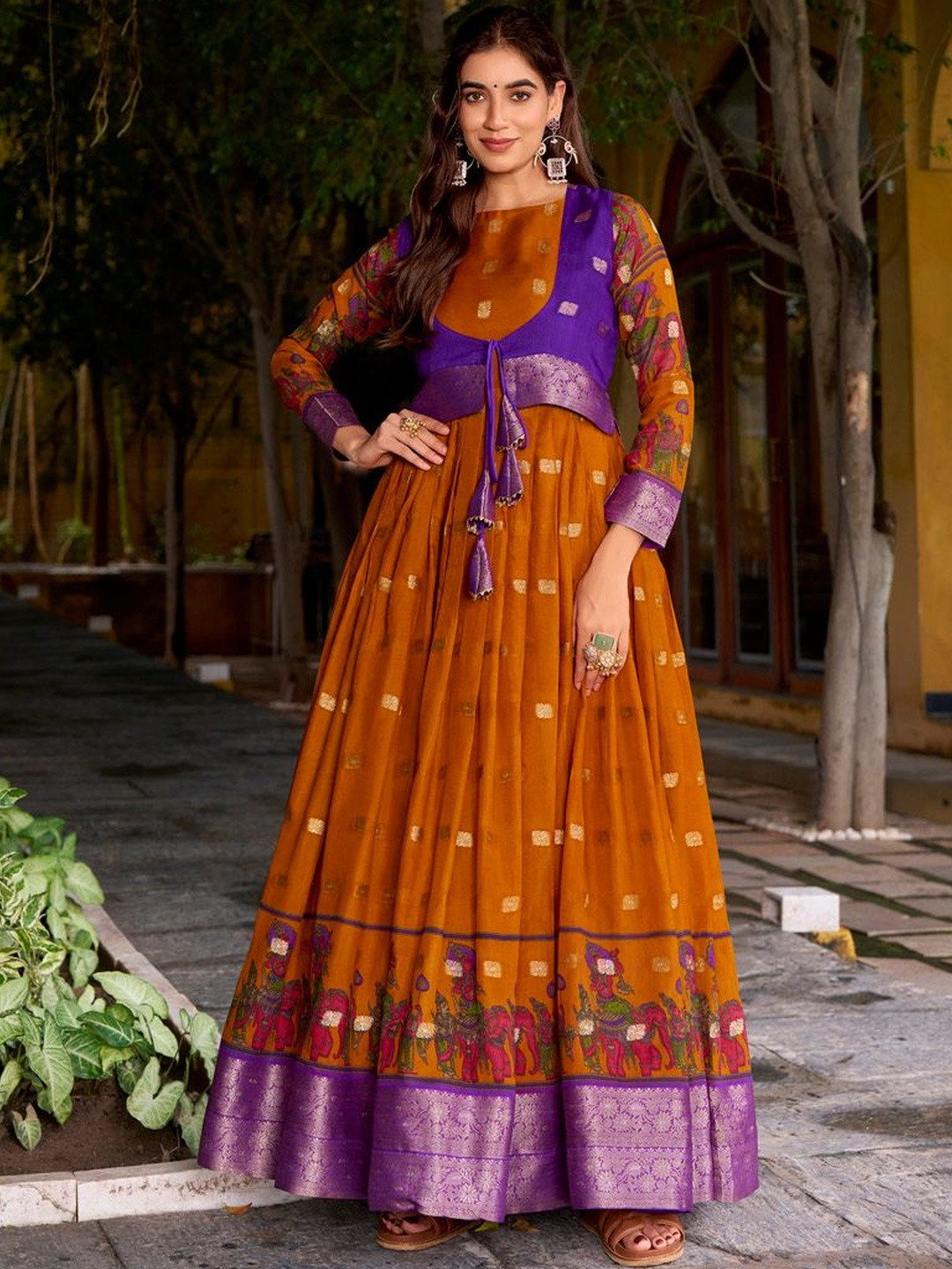 LOOKNBOOK ART Women Poly Cotton Kalamkari Printed Gown with Zari Border