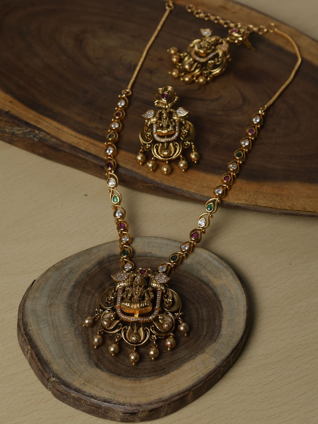 AMALAAN JEWELS Gold-Plated Stones Studded & Beaded Lakshmi Design Necklace And Earrings