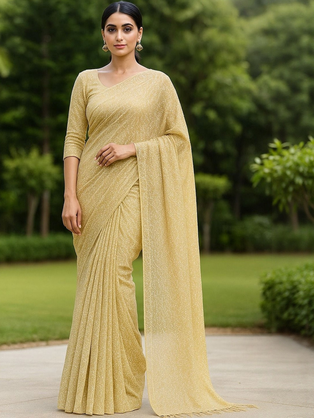 Moda Rapido Abstract Net Saree