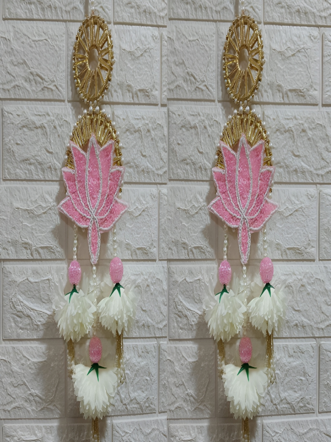Sellplus 2Pcs Pink & White Textured Lotus Patch With Bangle & Floral Hanging Torans