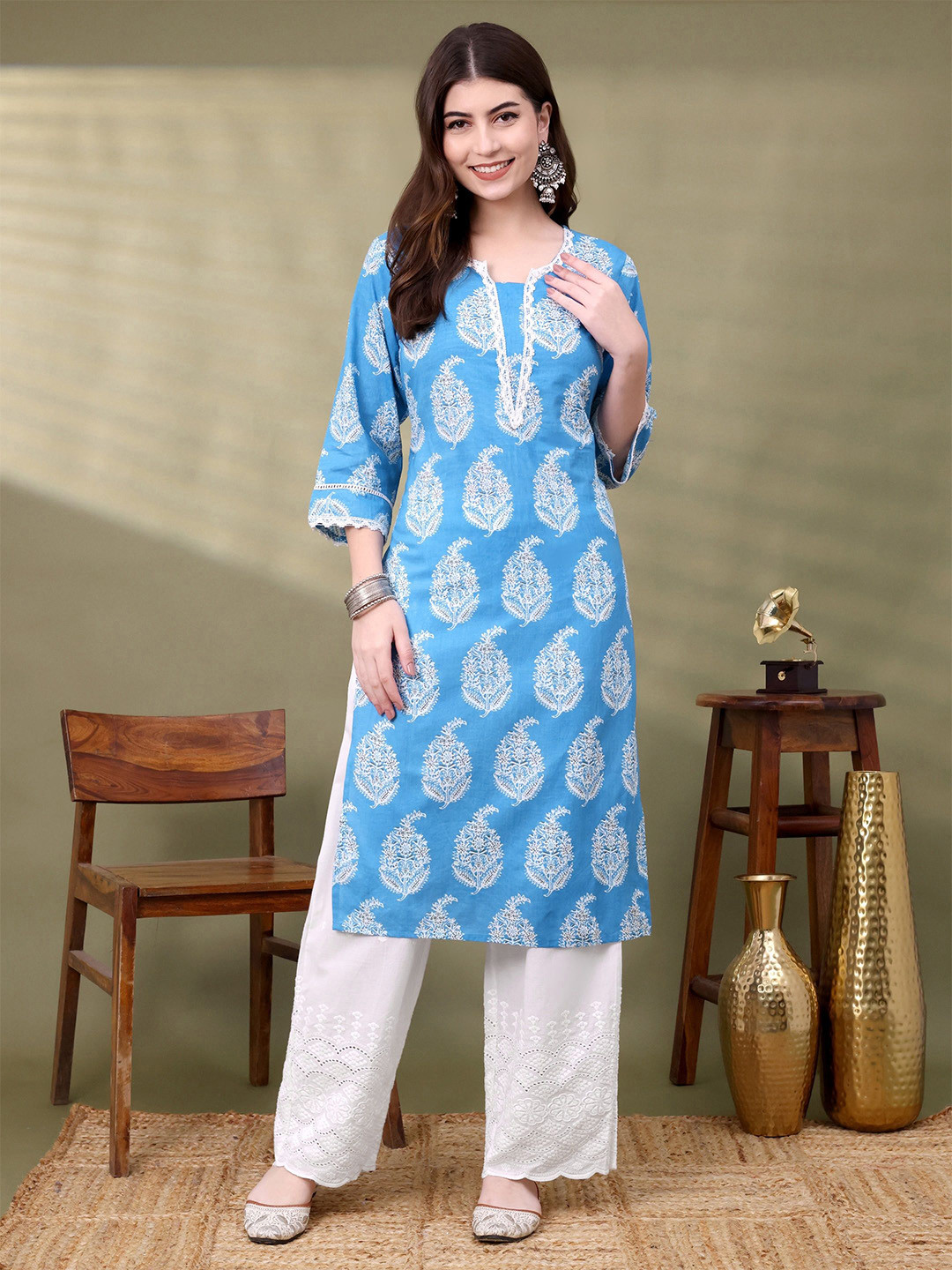 SINGNI Women Floral Printed Daily Pure Cotton Straight Kurta