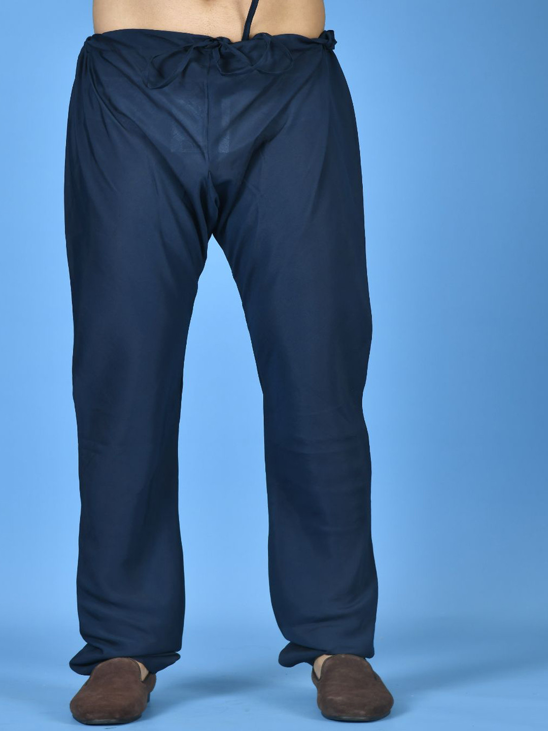 Simaaya Men Slim-Fit Mid-Rise Cotton Churidar