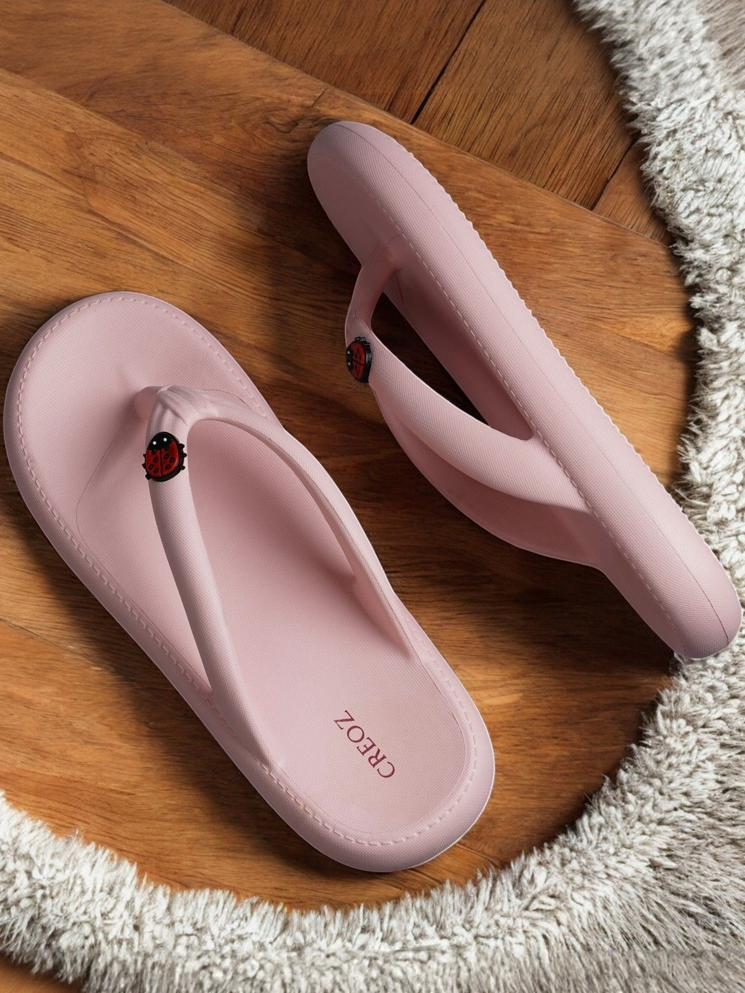 CREOZ THE BOUNCE Women Solid Lady Bug Casual Flip Flops