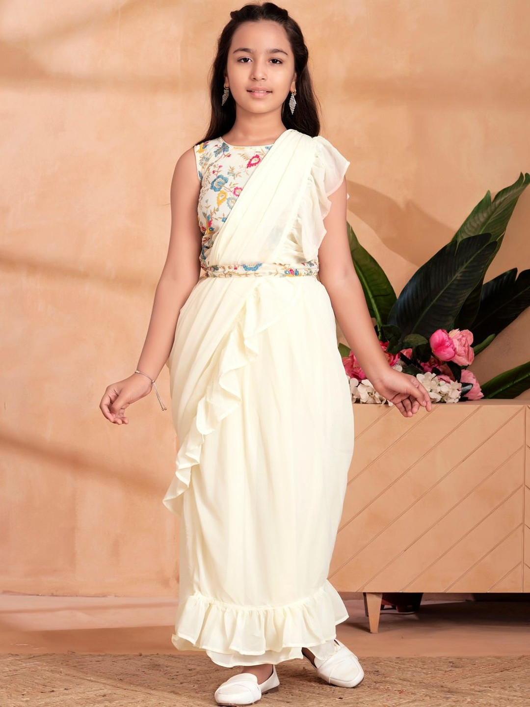 BAESD Girls Woven Design Saree With Stitched Blouse
