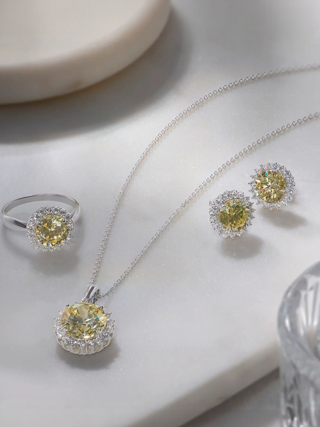 BAYAN JEWELRY Circular Studs Sapphire And Lab Grown Diamond Earrings