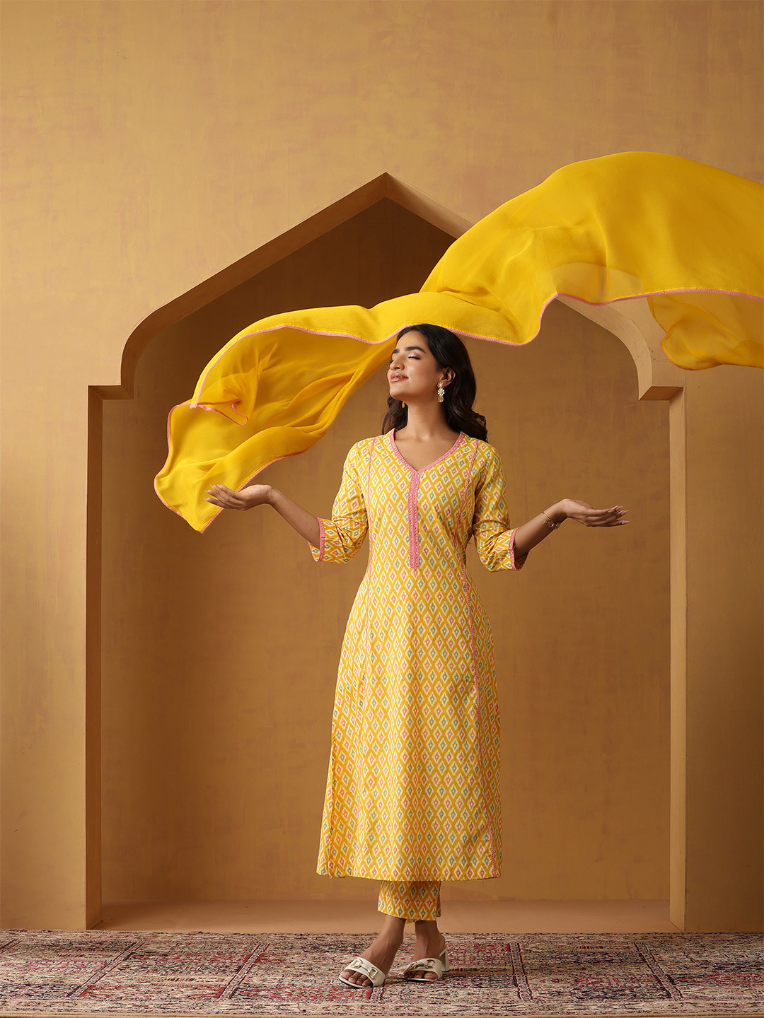 Khushal K Women Geometric Printed Regular Aline  Calf Length Kurta with Palazzos & Dupatta