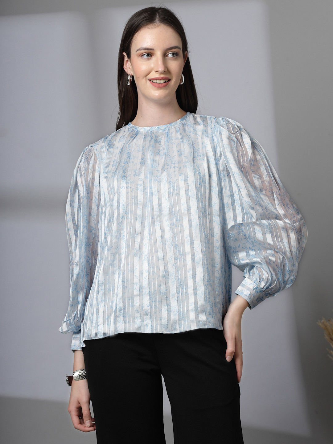 Nomad Lifestyle Floral Printed Bishop Sleeve Top