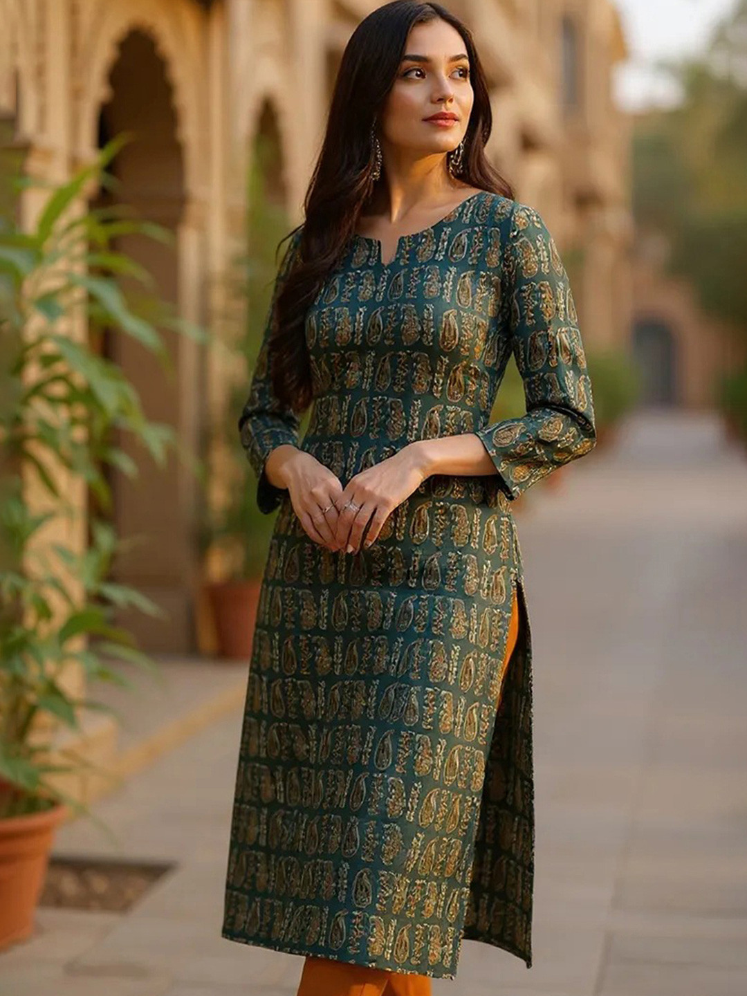 KALINI Paisley Round Neck Cotton Straight Kurta