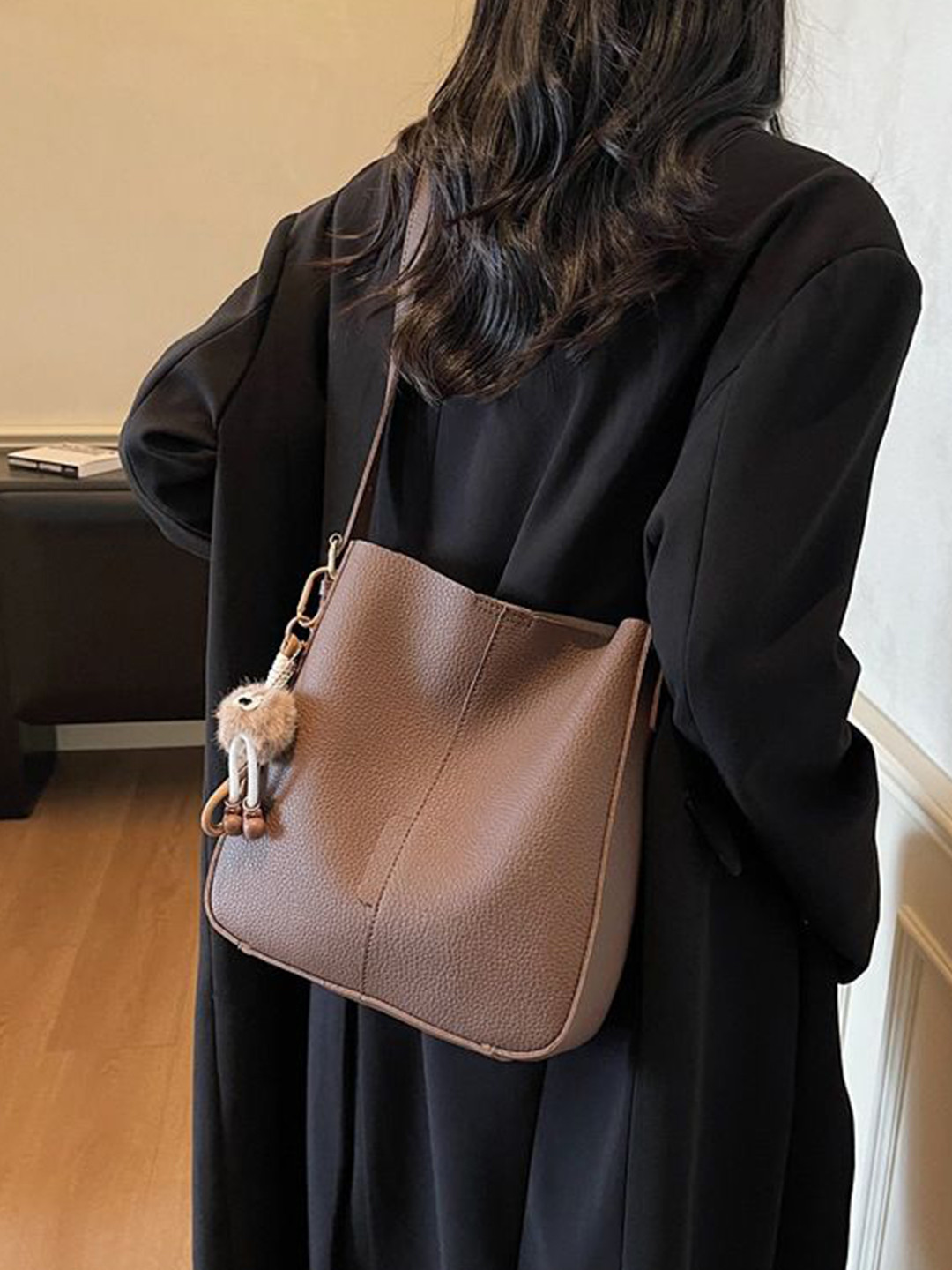 StyleCast x Revolte Women One Handle Shopper Shoulder Bag