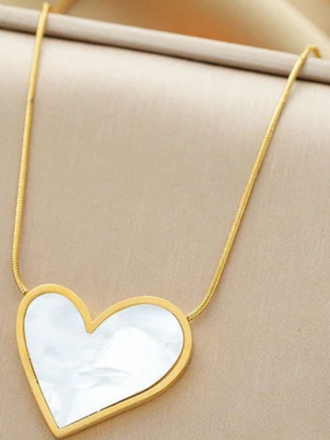 Bracotive Women Gold & White Heart Shaped Lightweight Anti Tarnish Necklace