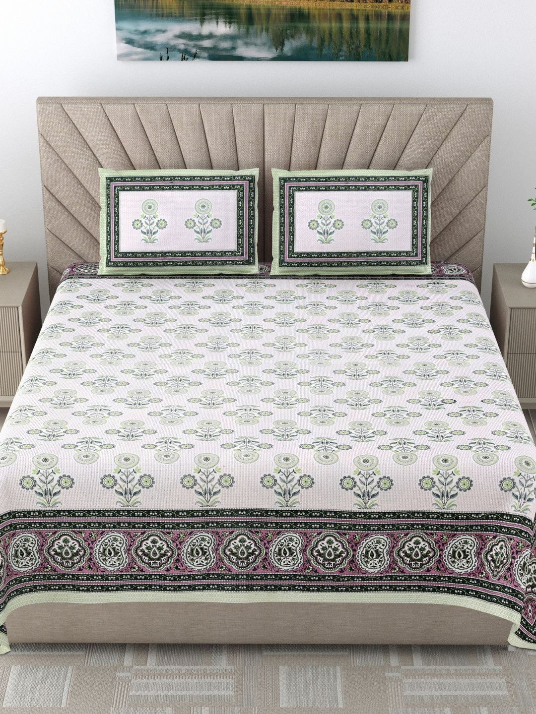 Myntra Elegant Homes Green & White 210 TC Block Print Queen Bedsheet & 2 Pillow Covers