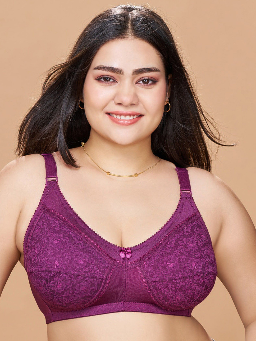 Sztori Women Lace Non Padded Non-Wired Full Coverage Cut and Sew Back Closure Everyday Bra