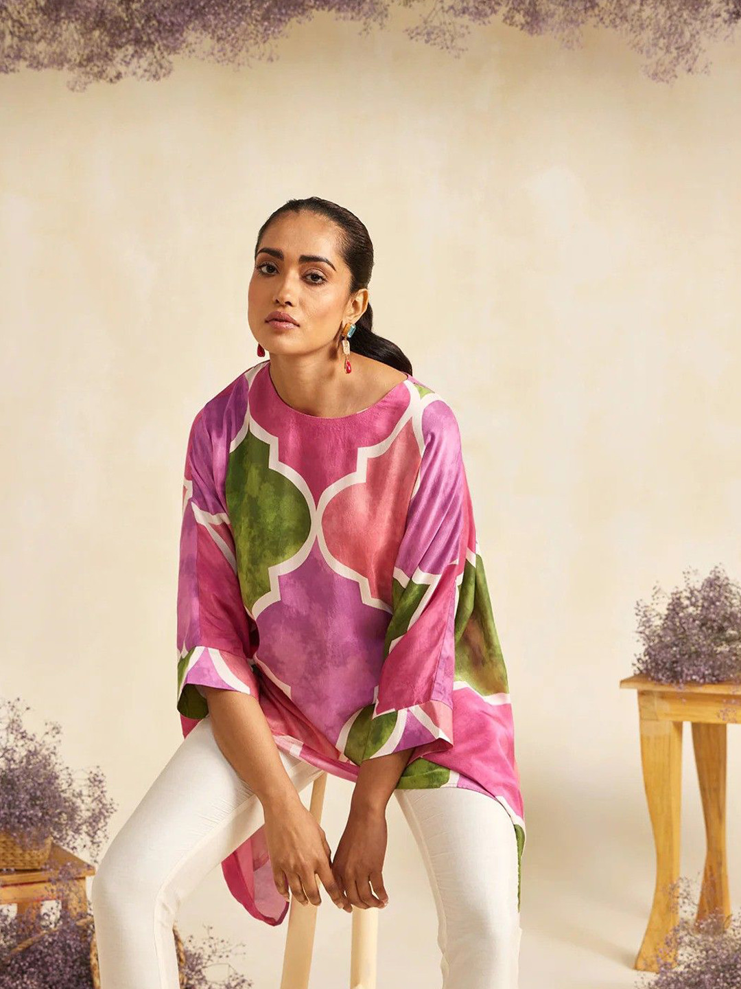 CHIQUE Women Abstract Printed Casual Shirt
