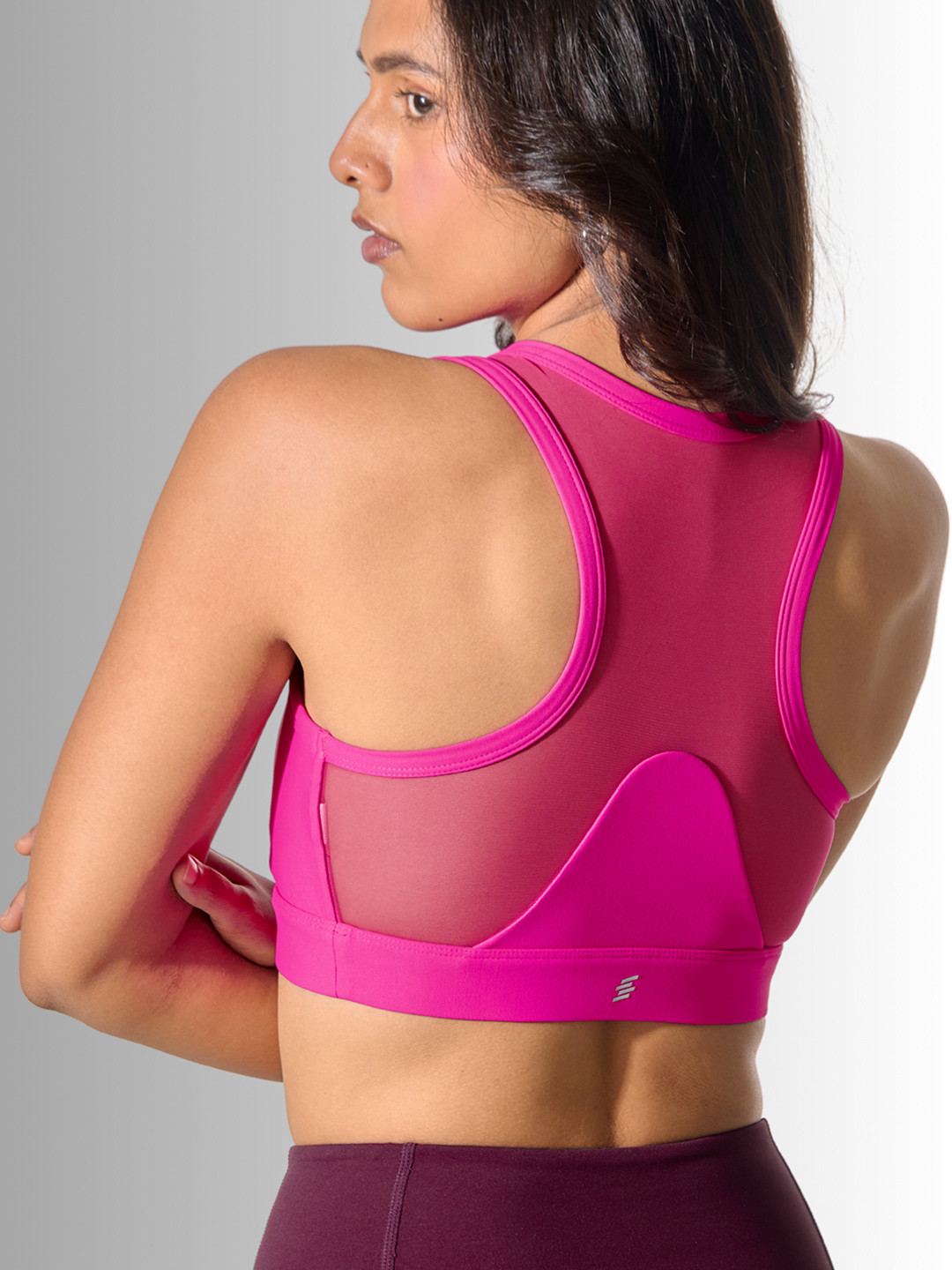 Strongr.Athleisure Women Racer Back Cut Full Coverage Workout Bra
