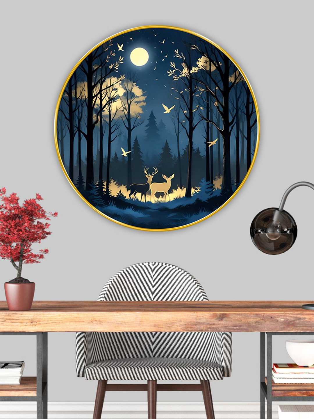 SAF Blue & Black Wooden Birds and Animals Round Shaped Wall Paintings