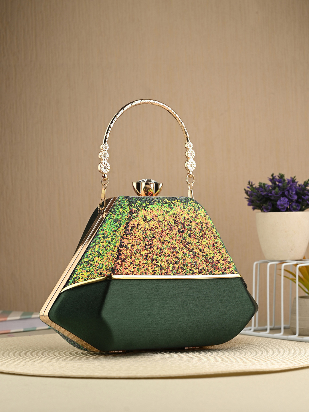 Toobacraft Embellished Chini W Horizontal Pyramid Box Clutch