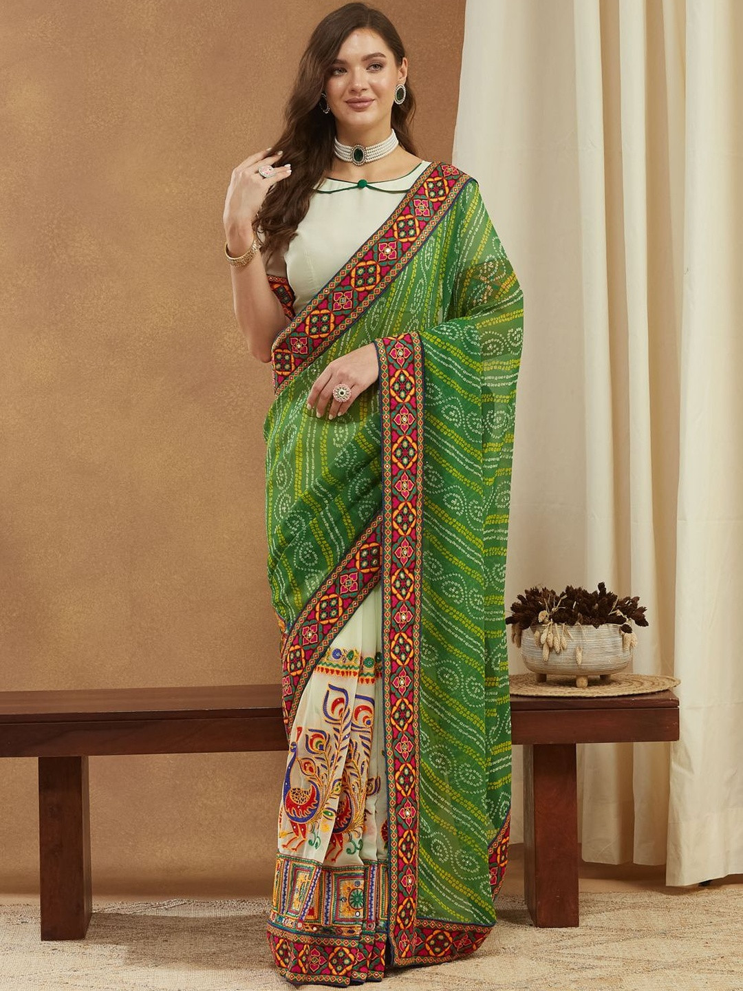 RAJGRANTH Peacock Pattern Embroidered Pure Georgette Bandhani Saree