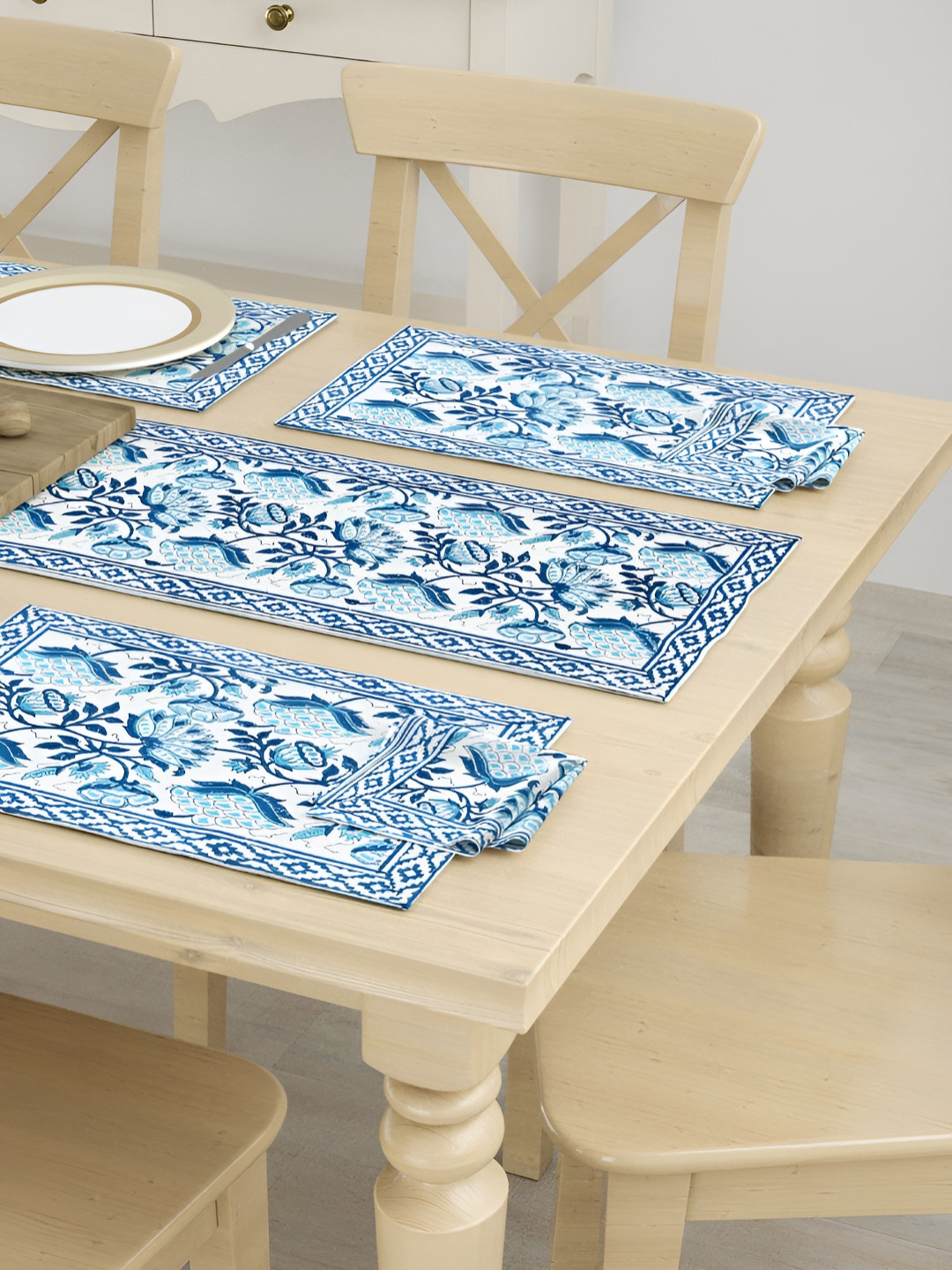 BLOCKS OF INDIA White & Blue 13 Pieces Ethnic Motifs Printed Cotton Table Linen Sets