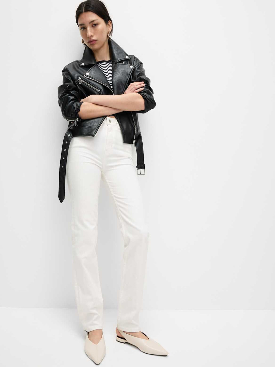 Marks & Spencer Sienna Supersoft Women Straight Fit High-Rise Clean Look Jeans