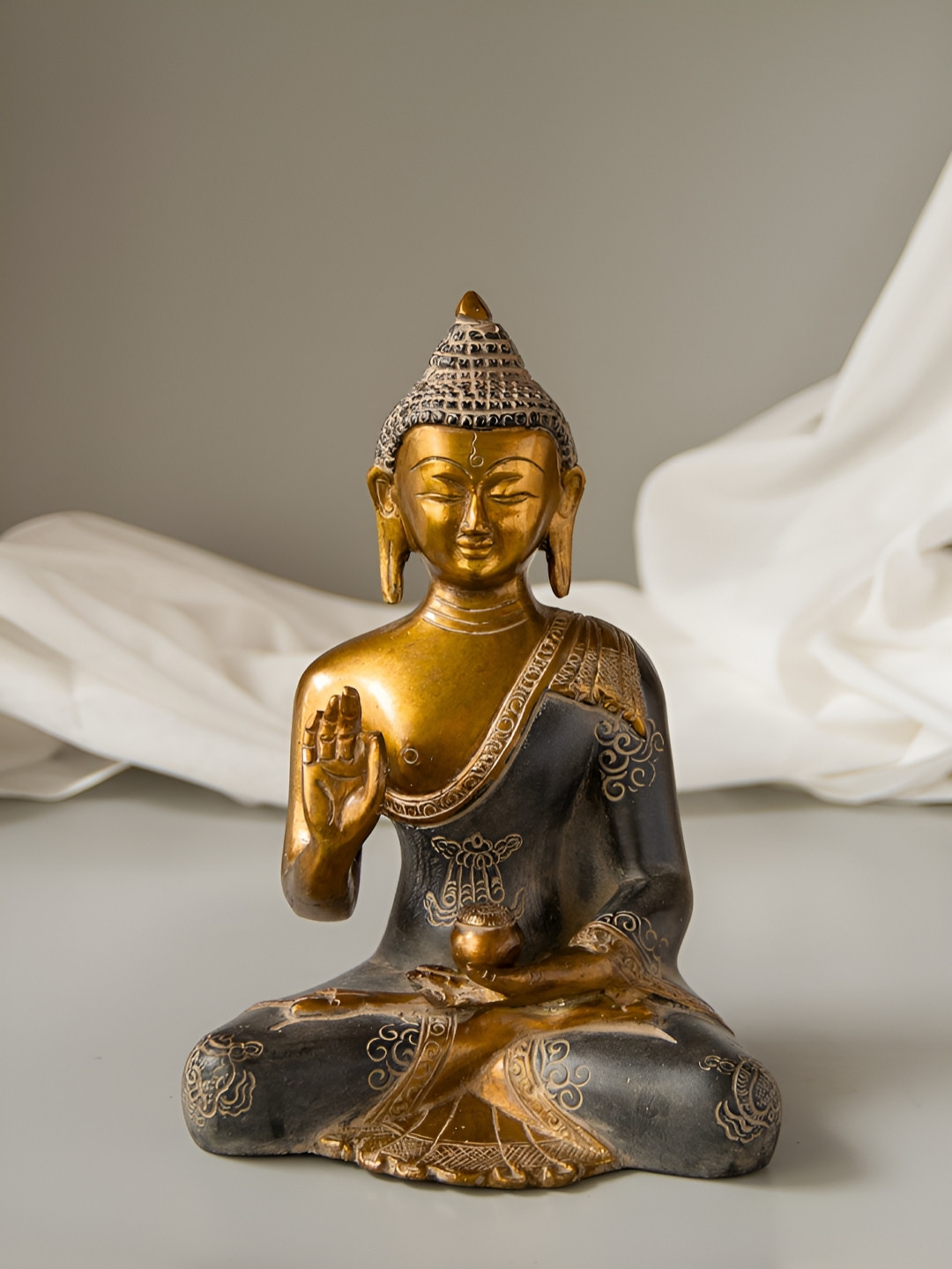 Imli Street Gold-Toned Gautam Buddha Preaching His Dharma Religious Idol Showpiece