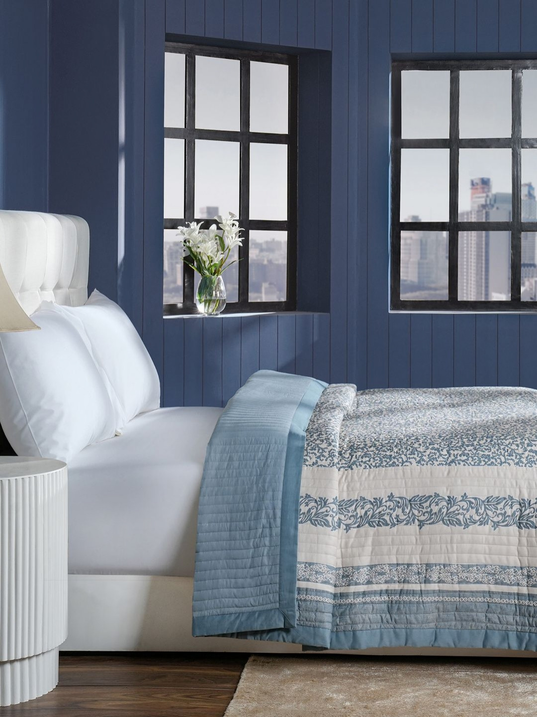 MASPAR White & Blue Printed 100 GSM & 400 TC AC Room Cotton Double Bed Quilt