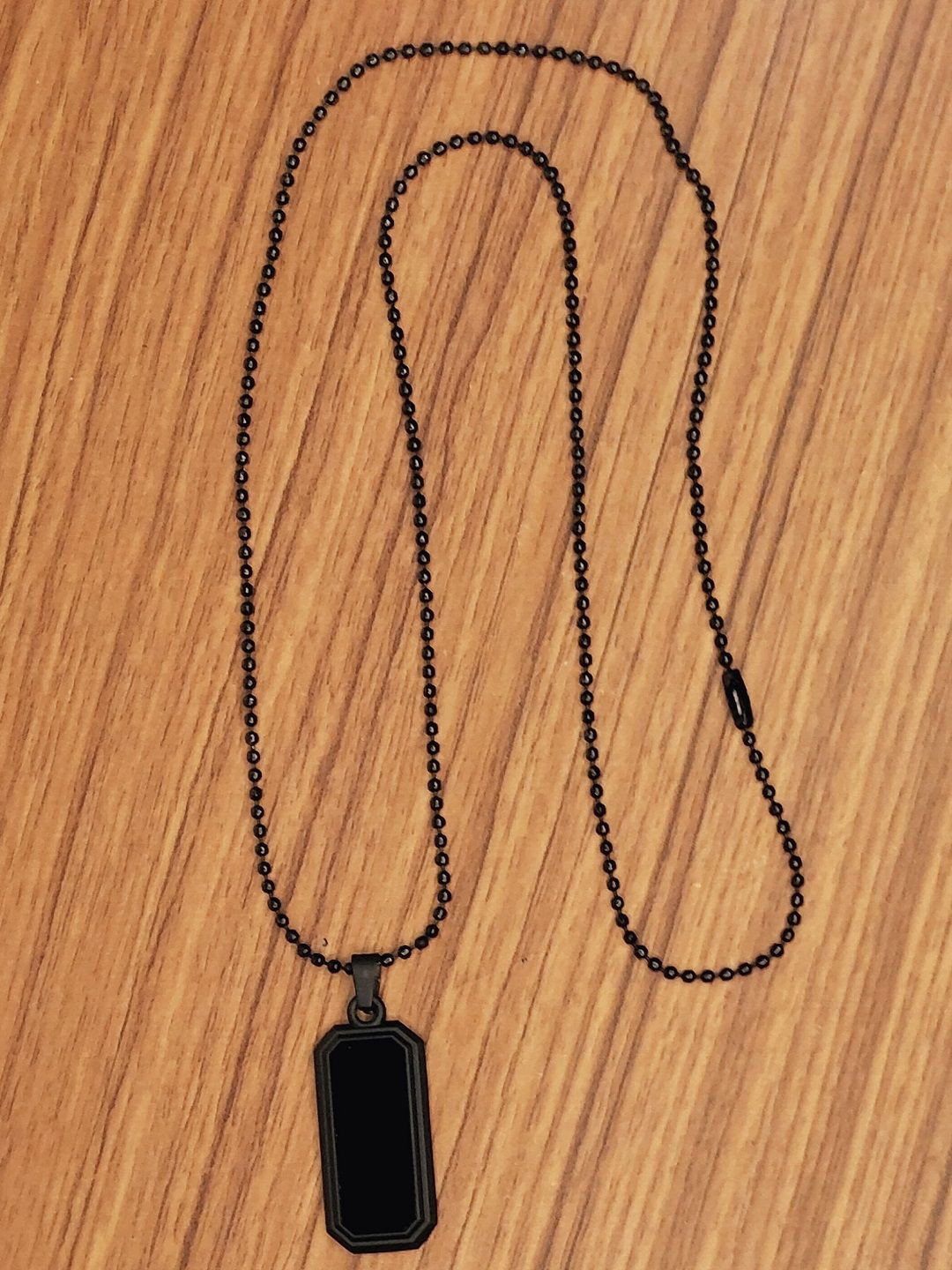 Twixxle Unisex Rectangle Shaped Pendant