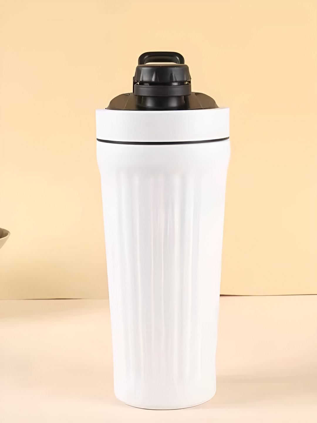 ARROWMAX White & Black Single Stainless Steel Shaker Water Bottle - 750ml