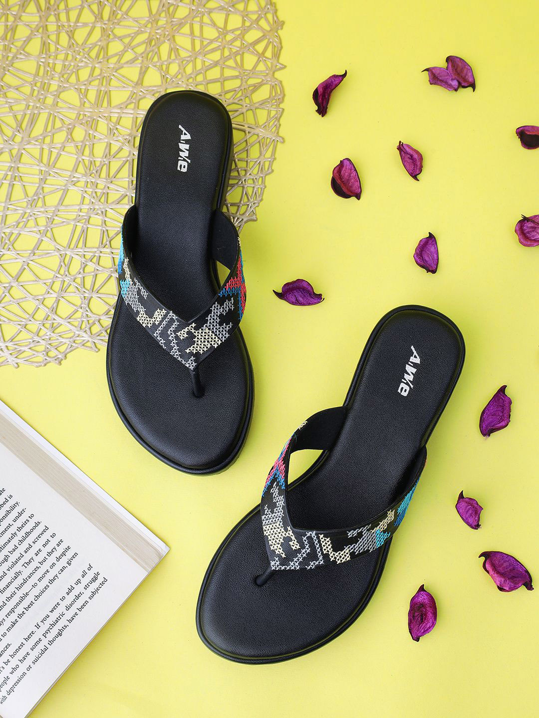 AIWIE Women Ethnic Design Toe Ring Flats with Cushioned Sole for Casual and Daily Wear