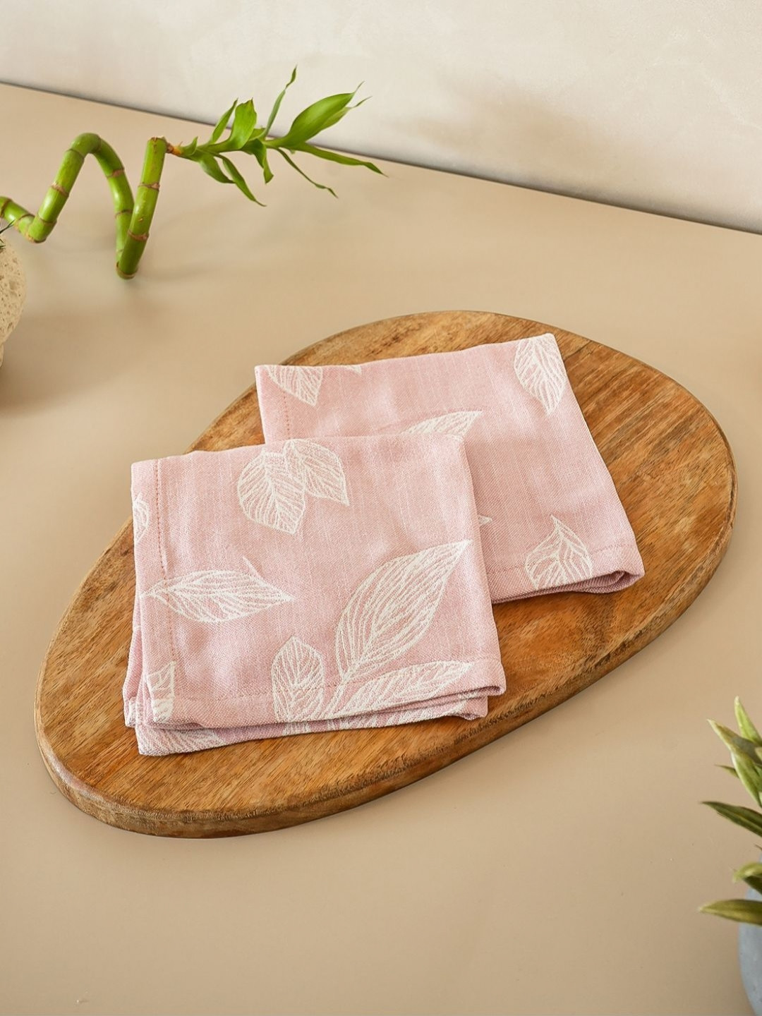 DEBAANS 2 Pcs Pink & White Jacquard Bamboo Printed 270 GSM Hand Towels