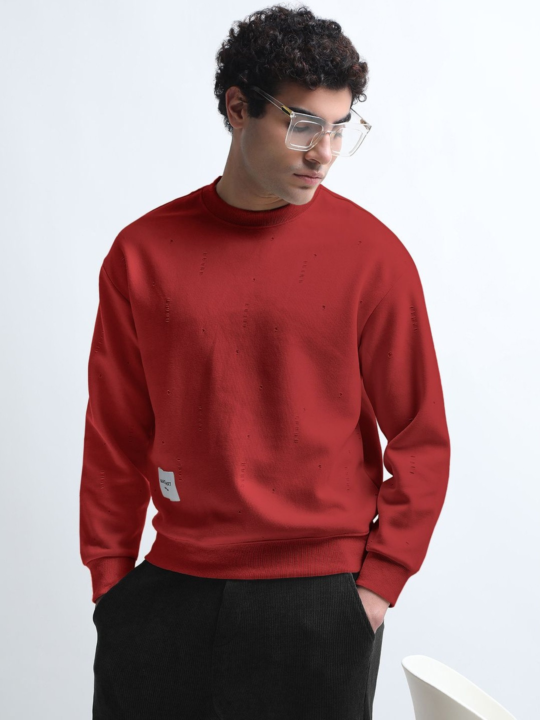 SHOWOFF Men Maroon Cotton Round Neck Ribbed Sweatshirt with Torned effect