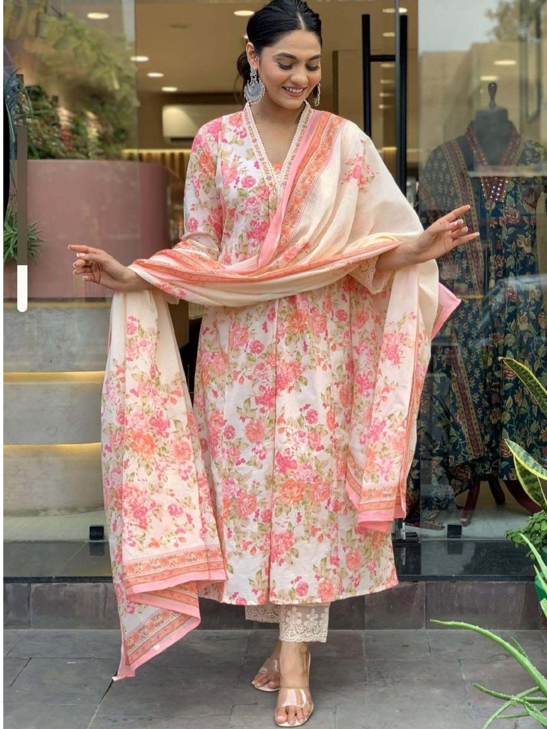 Shri pradha Floral Printed V-Neck Chanderi Cotton Straight Kurta With Trousers & Dupatta